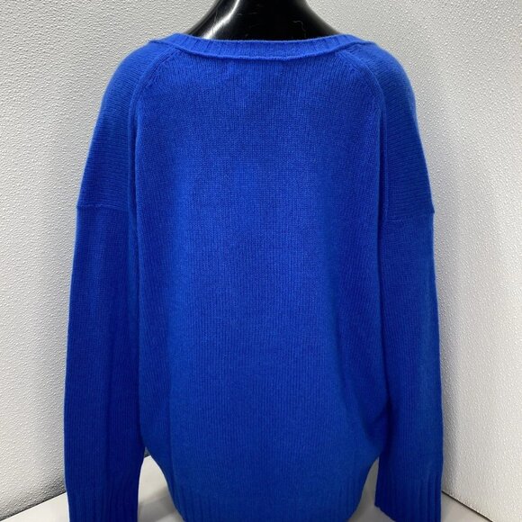 Banana Republic Women’s 100% Cashmere V-Neck Sweater - Picture 7 of 10